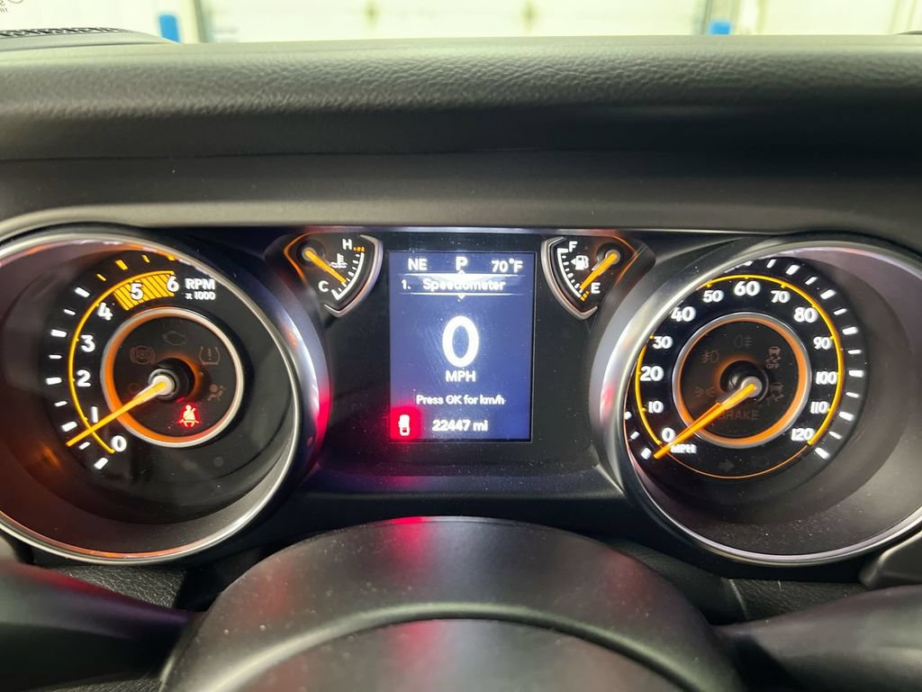 Used 2023 Jeep Gladiator Sport AWD/4WD image 15