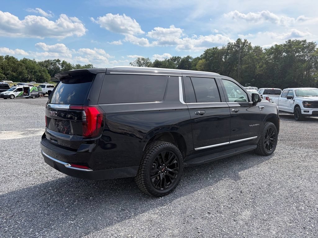 Used 2025 GMC Yukon XL Elevation AWD/4WD image 10
