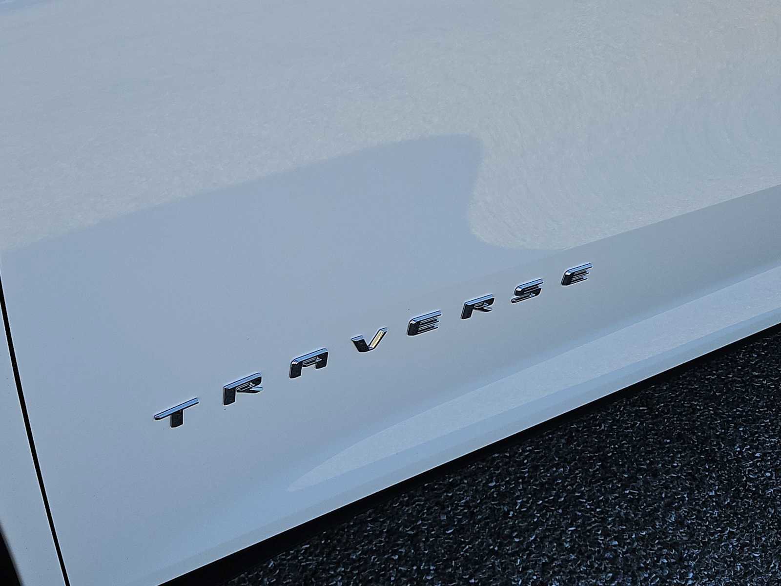 New 2026 Chevrolet Traverse LT image 11