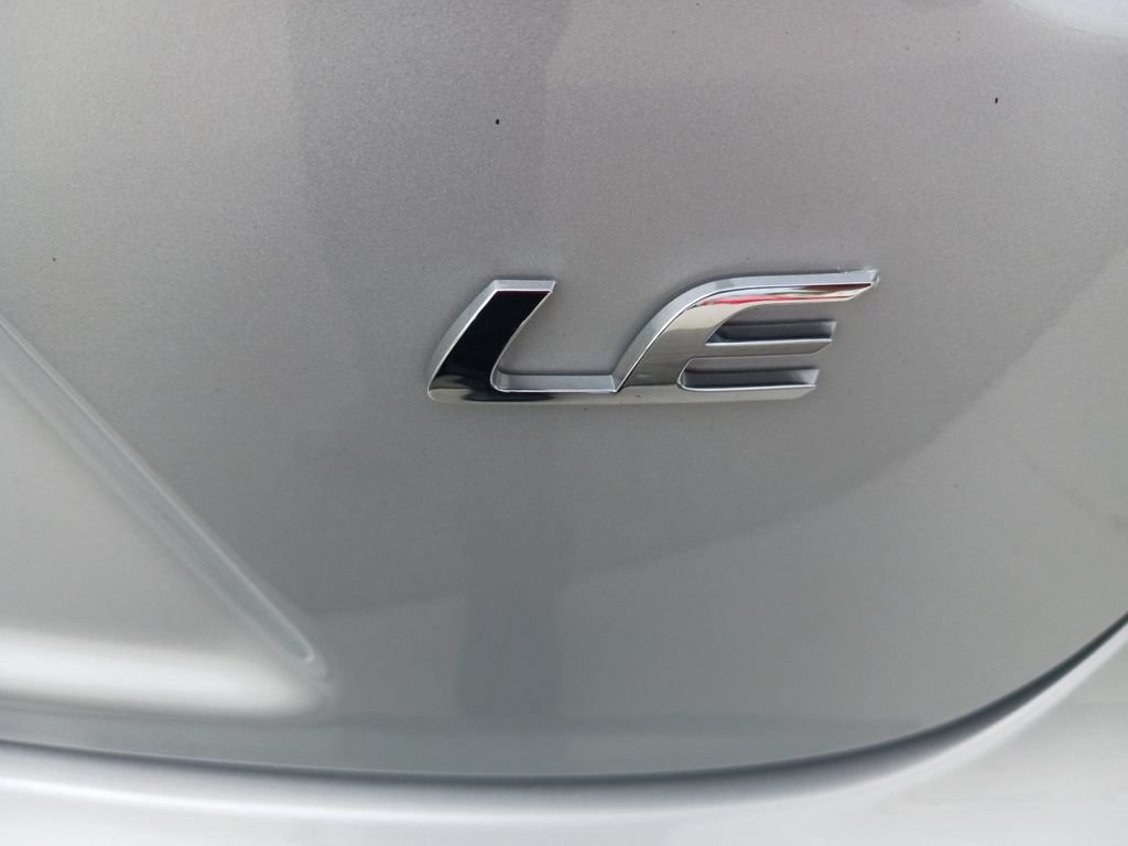 Used 2024 Toyota Corolla LE FWD image 28