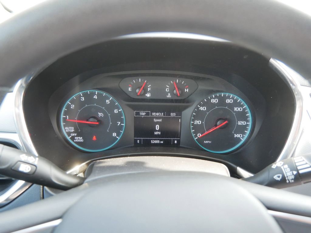 Used 2021 Chevrolet Equinox LS image 24