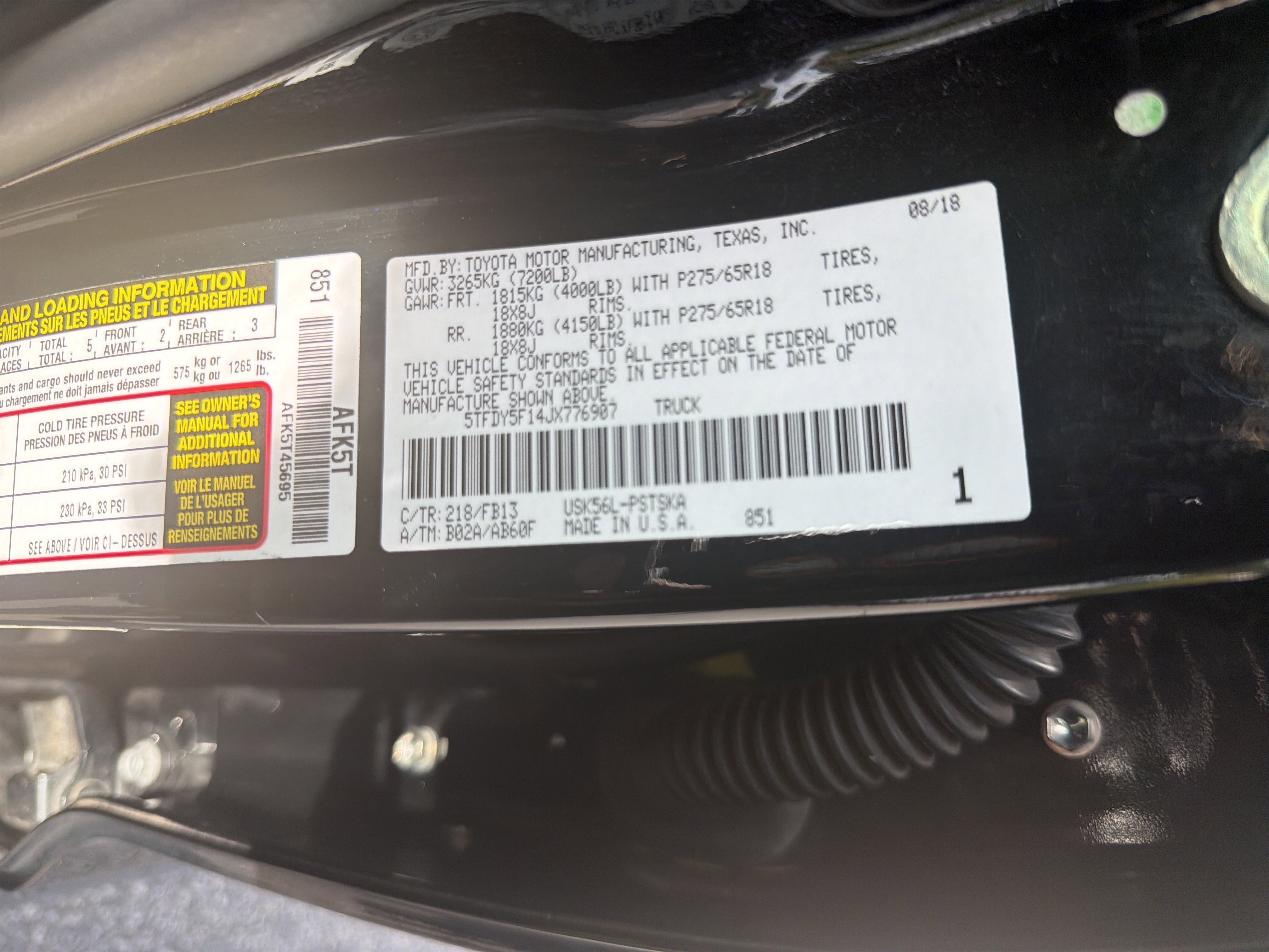 Used 2018 Toyota Tundra SR5 w/ TRD Off Road Package AWD/4WD image 30