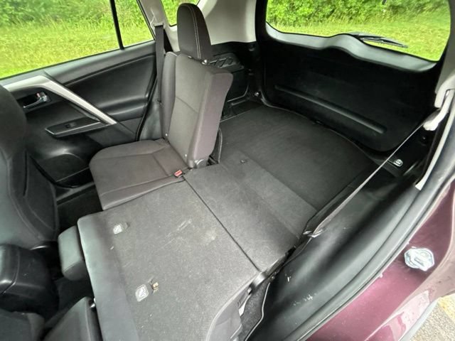 Used 2017 Toyota RAV4 XLE w/ All Weather Liner Package AWD/4WD image 27