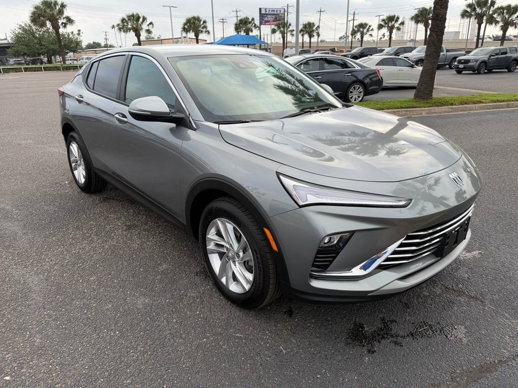 Used 2025 Buick Envista Preferred w/ Convenience I Package image 8