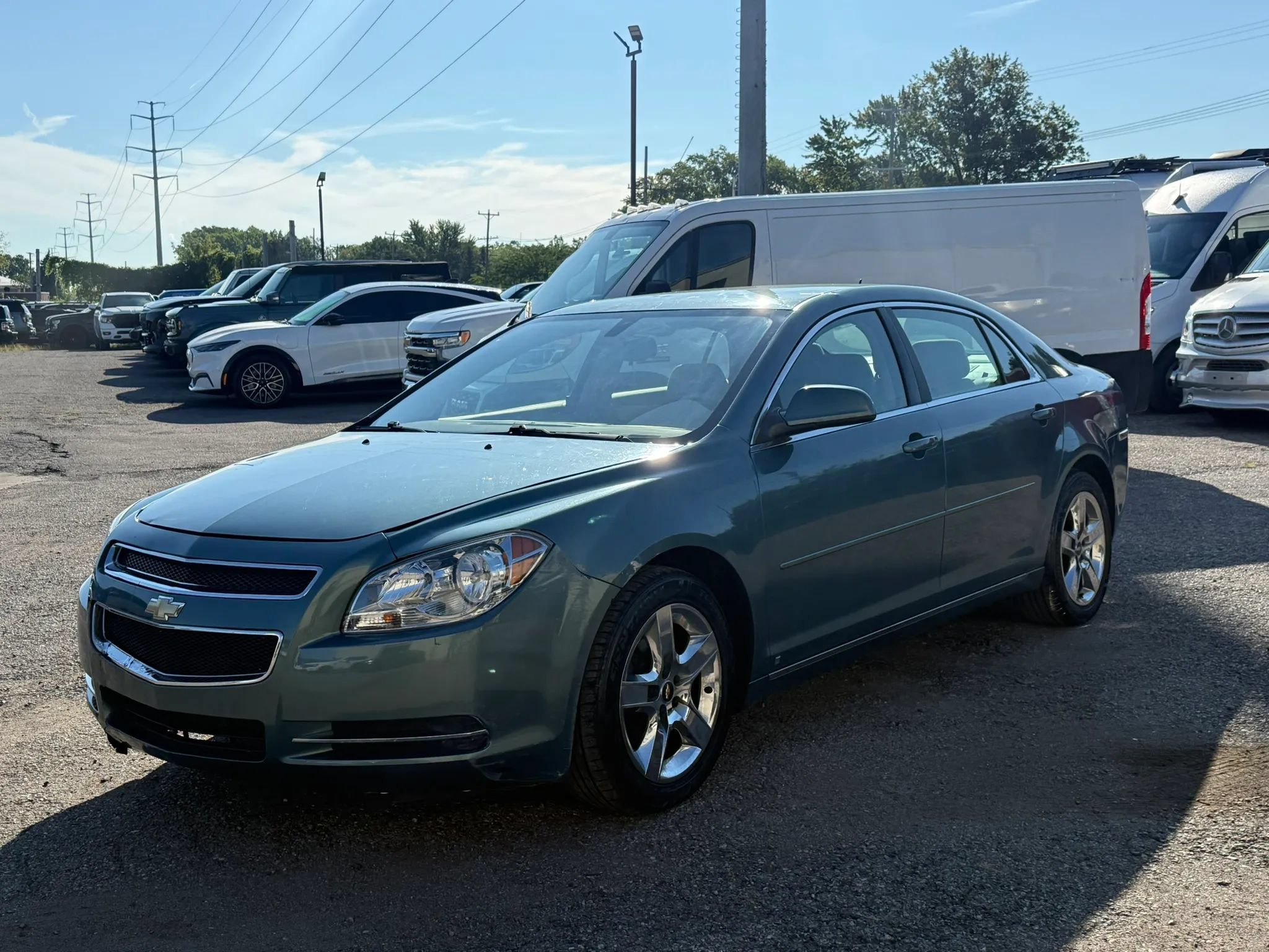 Used 2009 Chevrolet Malibu LT w/ Power Convenience Package FWD image 4