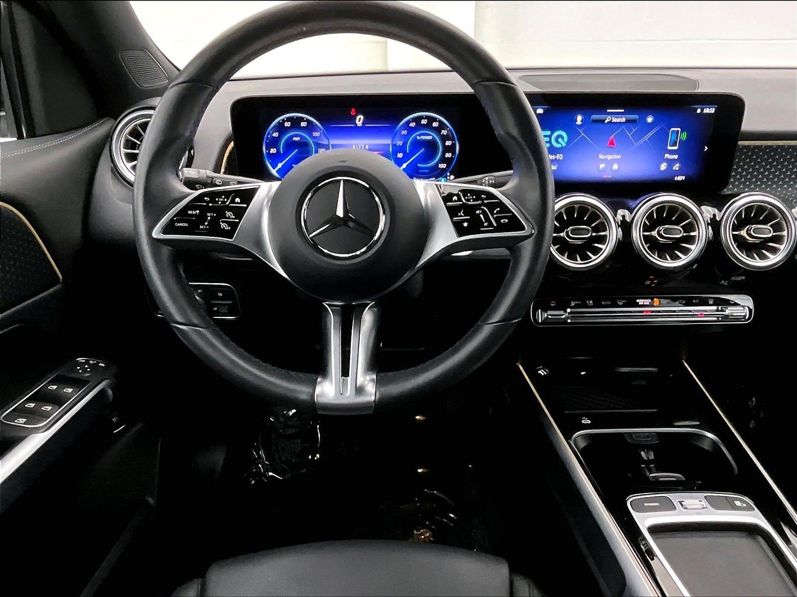 Certified 2024 Mercedes-Benz EQB 250+ image 4