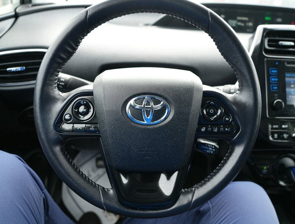 Used 2019 Toyota Prius XLE image 11
