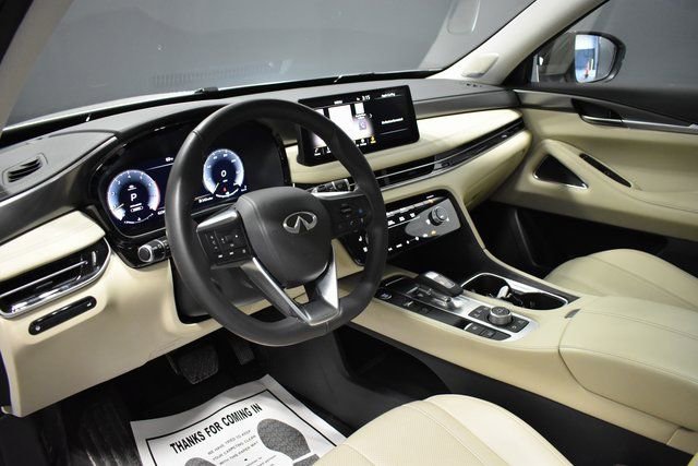 Used 2025 INFINITI QX60 Luxe image 4