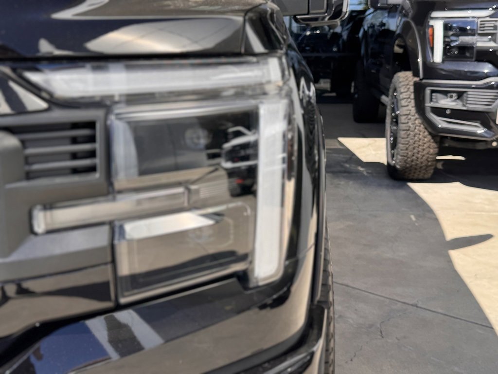New 2025 Ford F150 Lariat w/ Equipment Group 502A High image 8