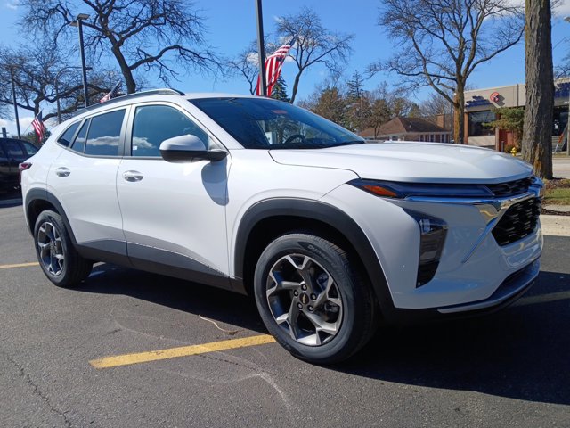 New 2026 Chevrolet Trax LT w/ Driver Confidence Package