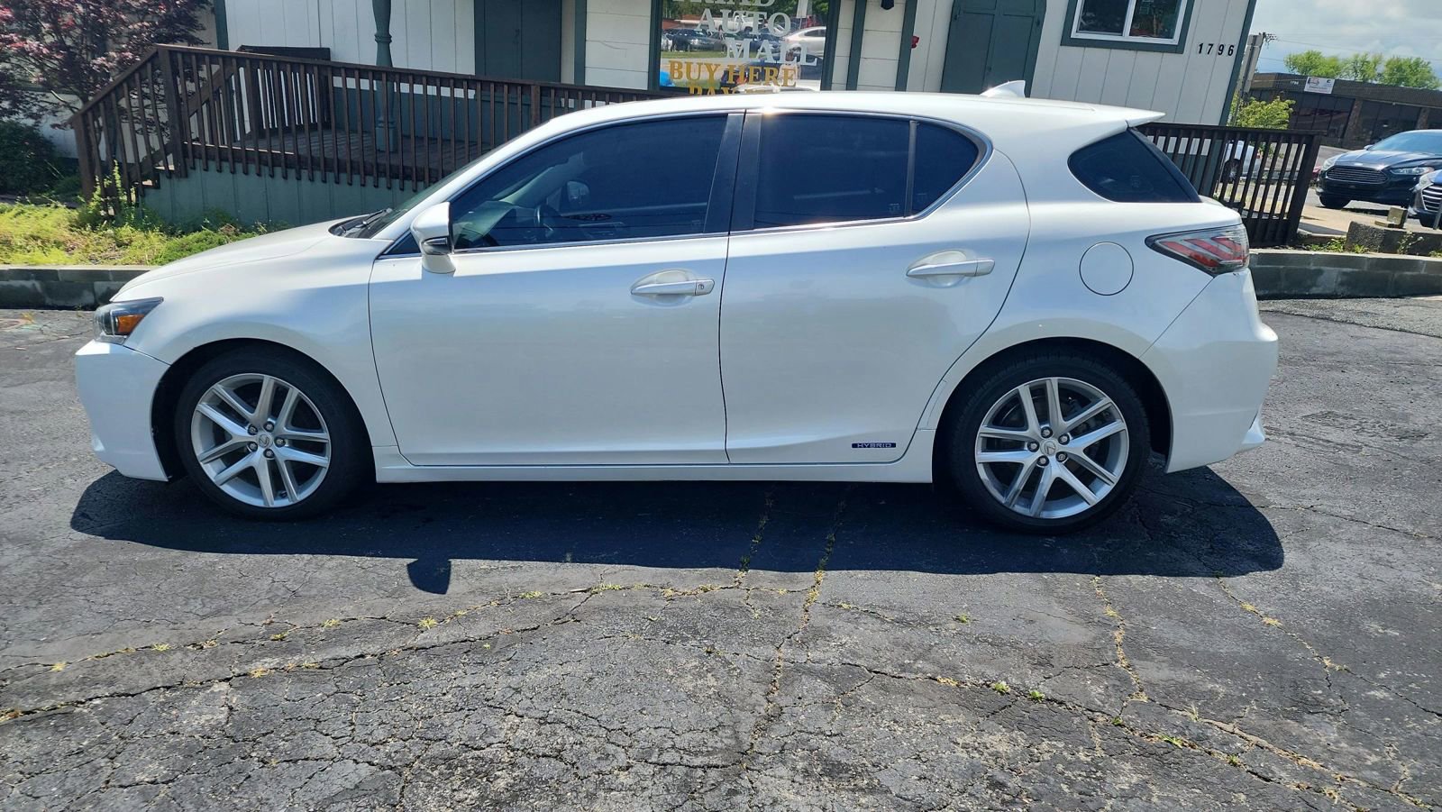 Used 2015 Lexus CT 200h image 8