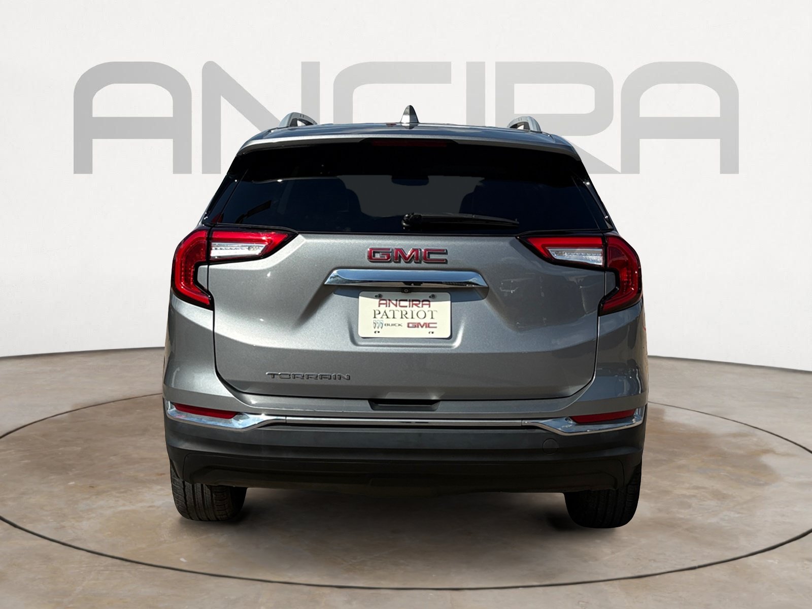 Used 2023 GMC Terrain SLT FWD image 9