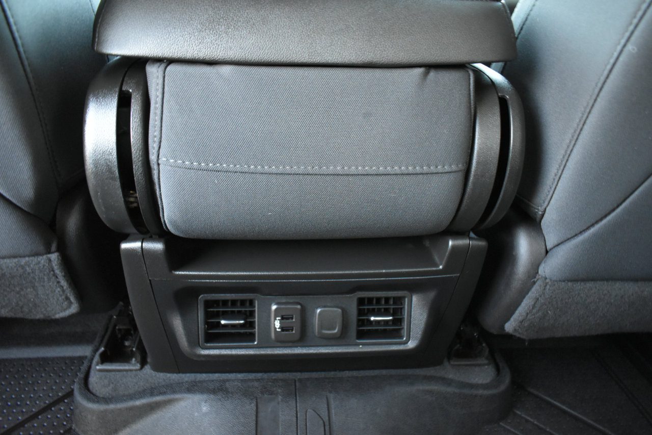 Used 2019 Chevrolet Silverado 1500 LT w/ All-Star Edition image 40