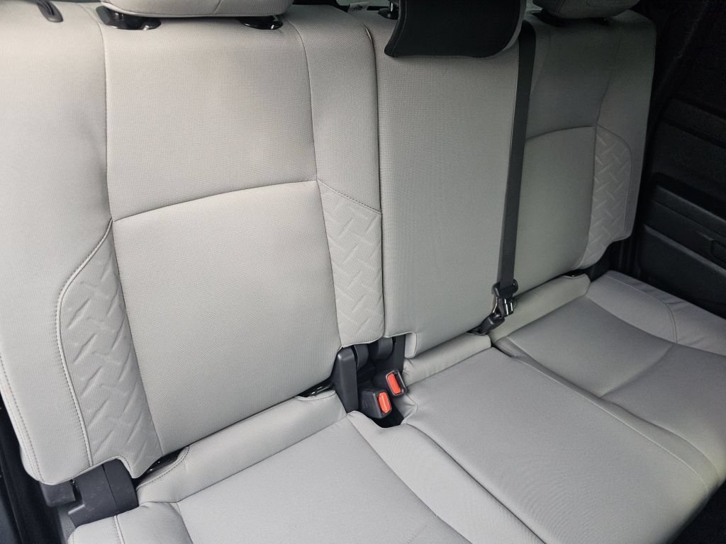 Used 2025 Toyota Tacoma SR5 AWD/4WD image 31