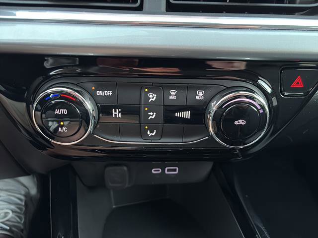 Used 2024 Chevrolet Trax LT image 44