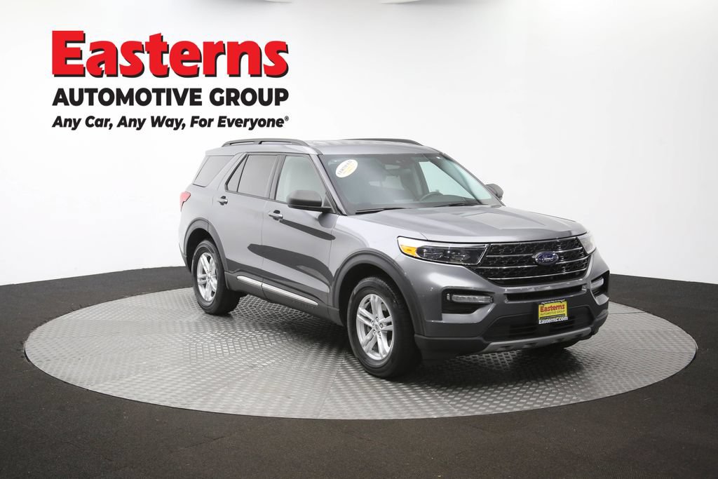 Used 2023 Ford Explorer XLT w/ Equipment Group 202A AWD/4WD image 49