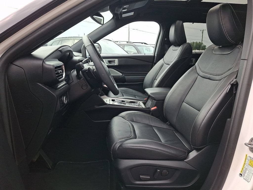 Certified 2024 Ford Explorer ST w/ Equipment Group 401A AWD/4WD image 15