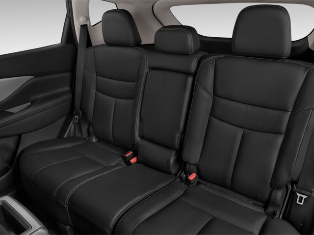 Used 2023 Nissan Murano Platinum w/ Cargo Package image 11