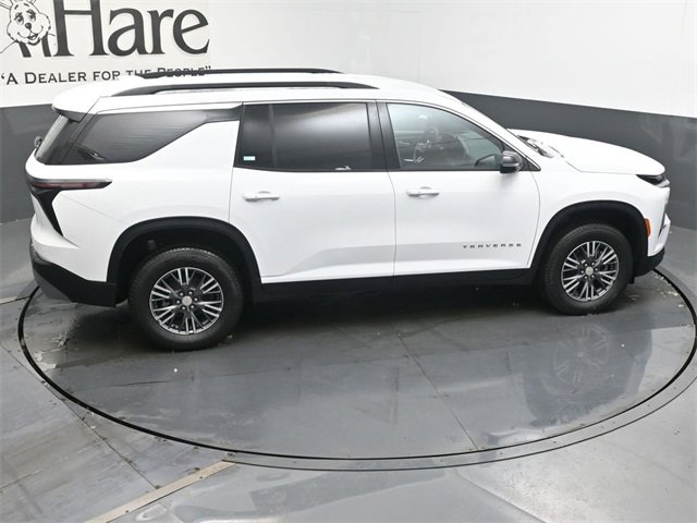 New 2026 Chevrolet Traverse LT w/ LPO, Floor Liner Package image 18