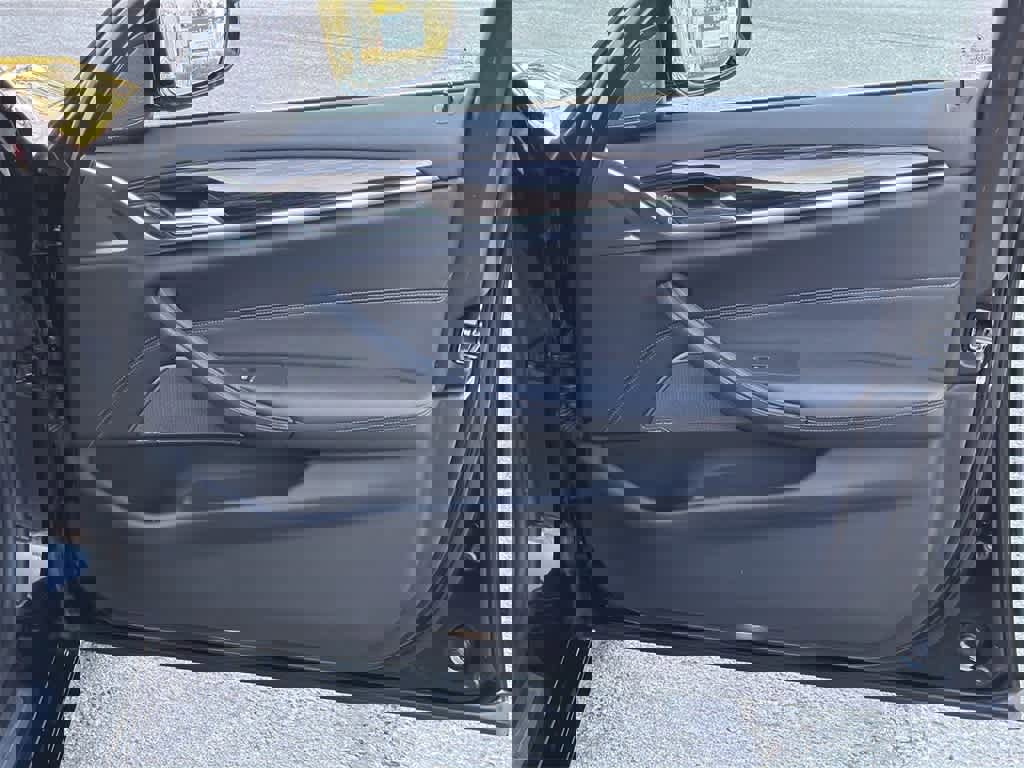 Used 2023 BMW 530e xDrive image 40