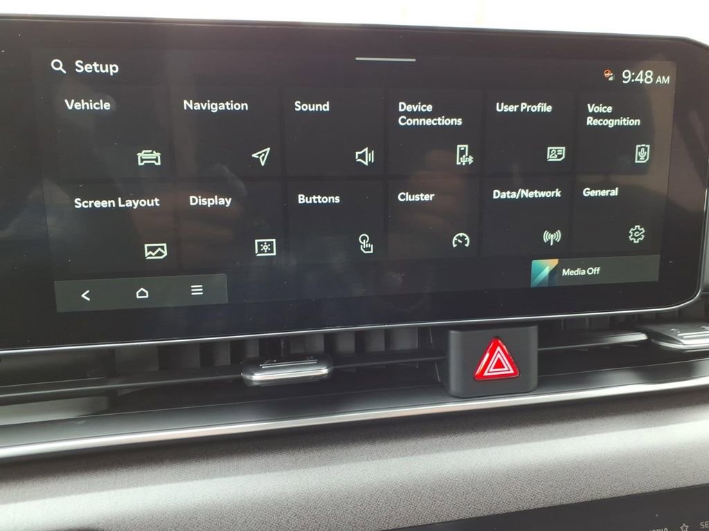 New 2026 Kia Carnival EX image 24