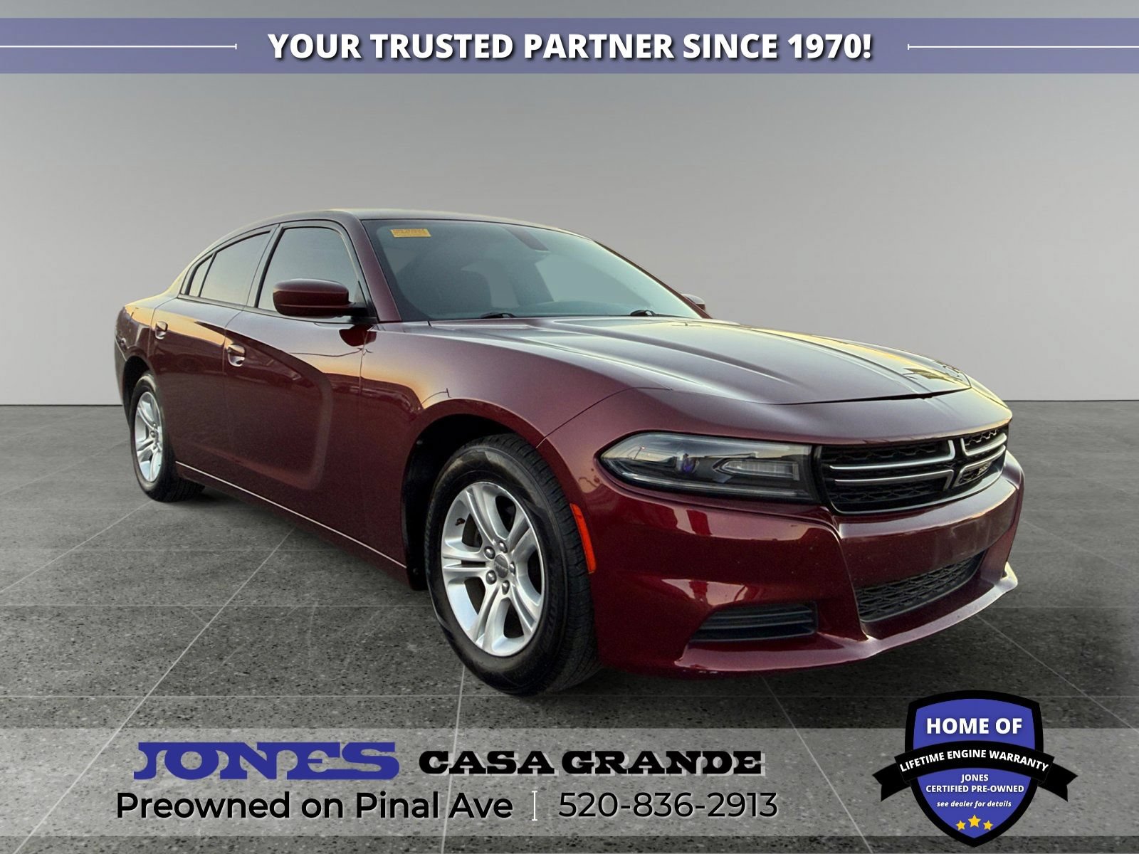 Used 2017 Dodge Charger SE RWD image 7