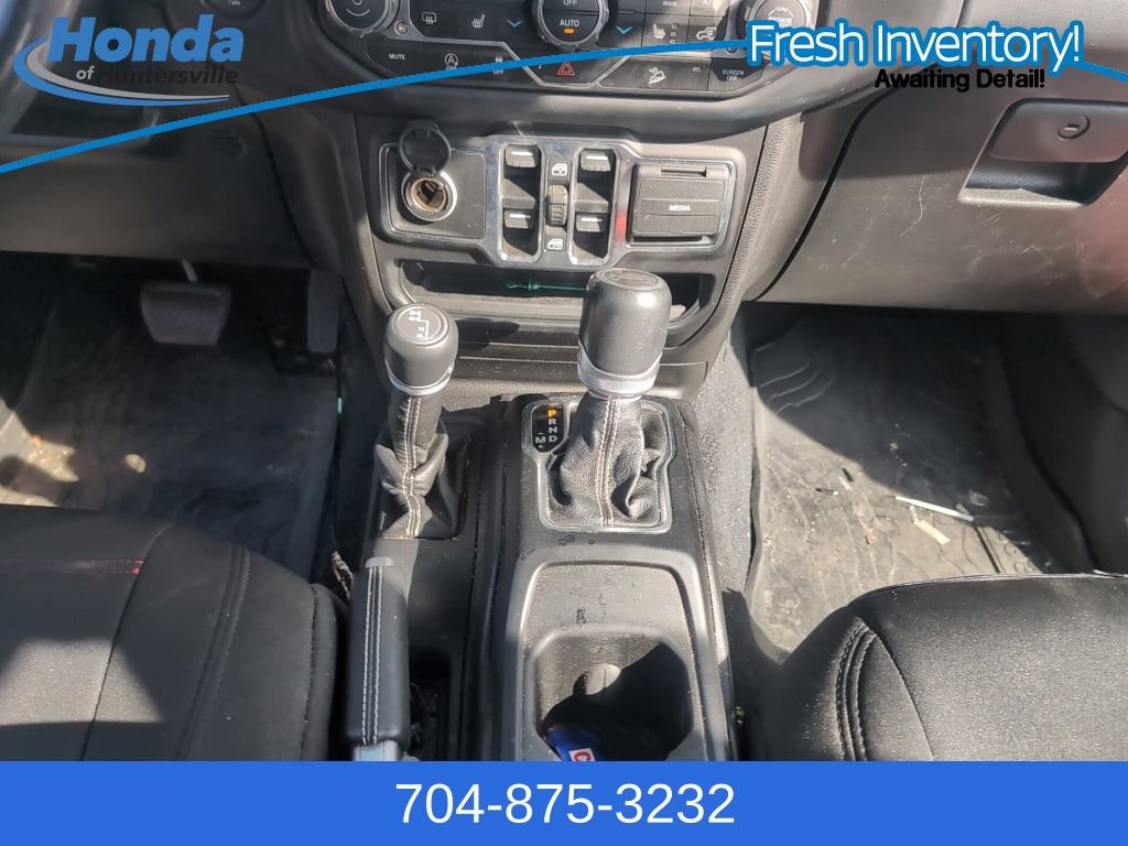 Used 2020 Jeep Wrangler Unlimited Sahara image 18