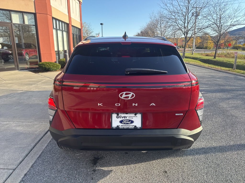 Used 2025 Hyundai Kona SEL image 6