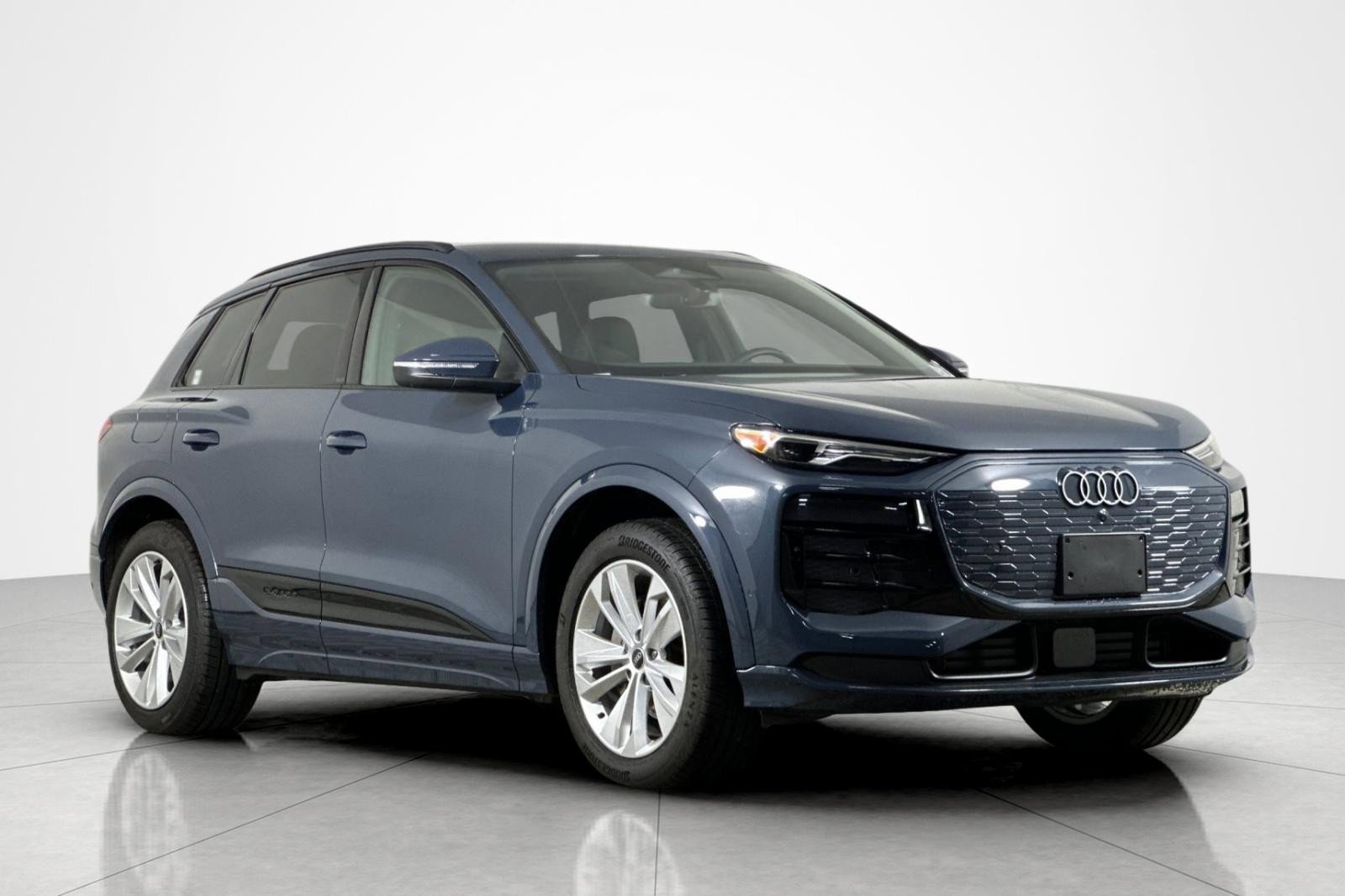 Used 2025 Audi Q6 e-tron Premium w/ Convenience Package image 7