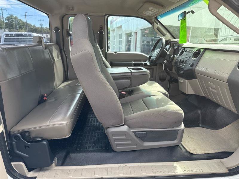 Used 2009 Ford F350 XL AWD/4WD image 8