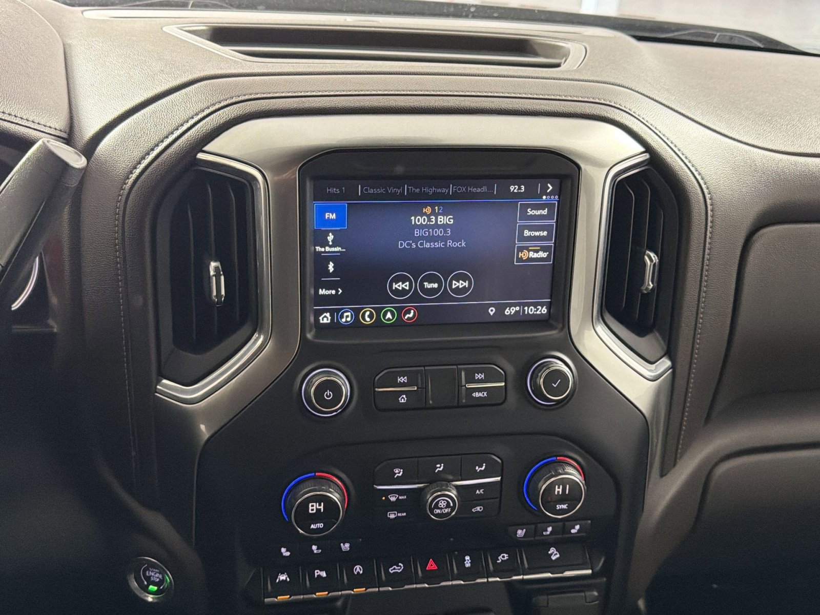 Used 2019 Chevrolet Silverado 1500 LTZ w/ LTZ Plus Package image 18