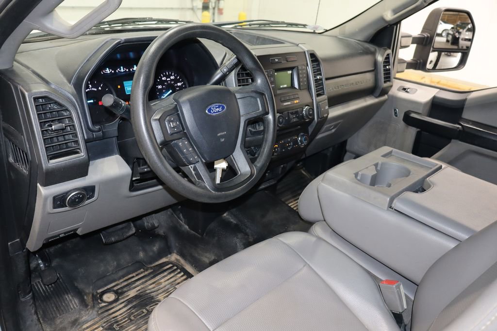 Used 2018 Ford F550 2WD Crew Cab Super Duty image 18