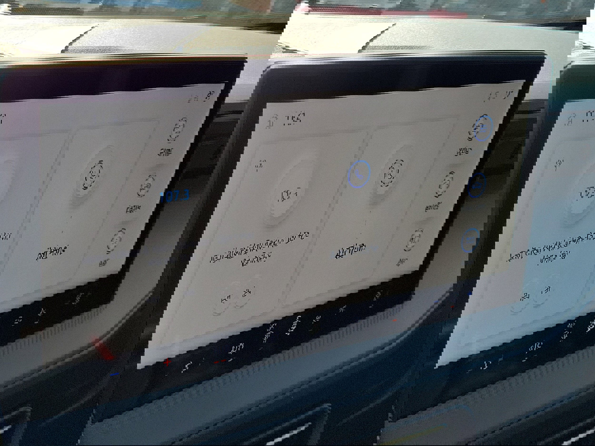 New 2025 Ford Maverick XLT w/ Black Appearance Package image 25