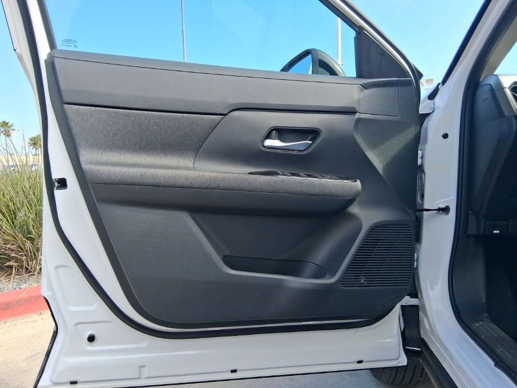 New 2026 Nissan Kicks SV image 21