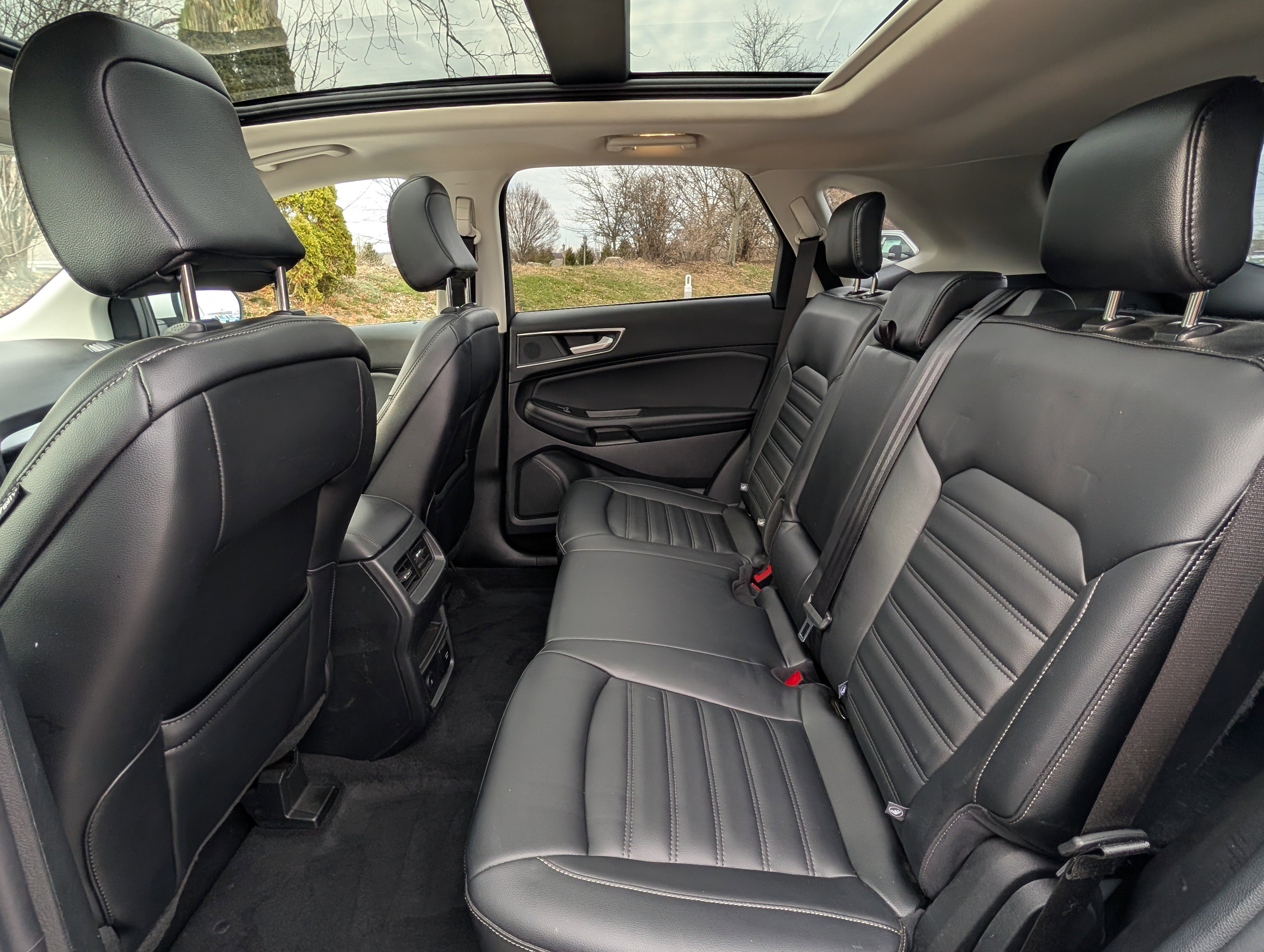 Used 2024 Ford Edge SEL w/ Convenience Package image 30