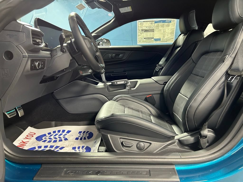 New 2026 Ford Mustang GT Premium w/ GT Performance Package RWD image 14