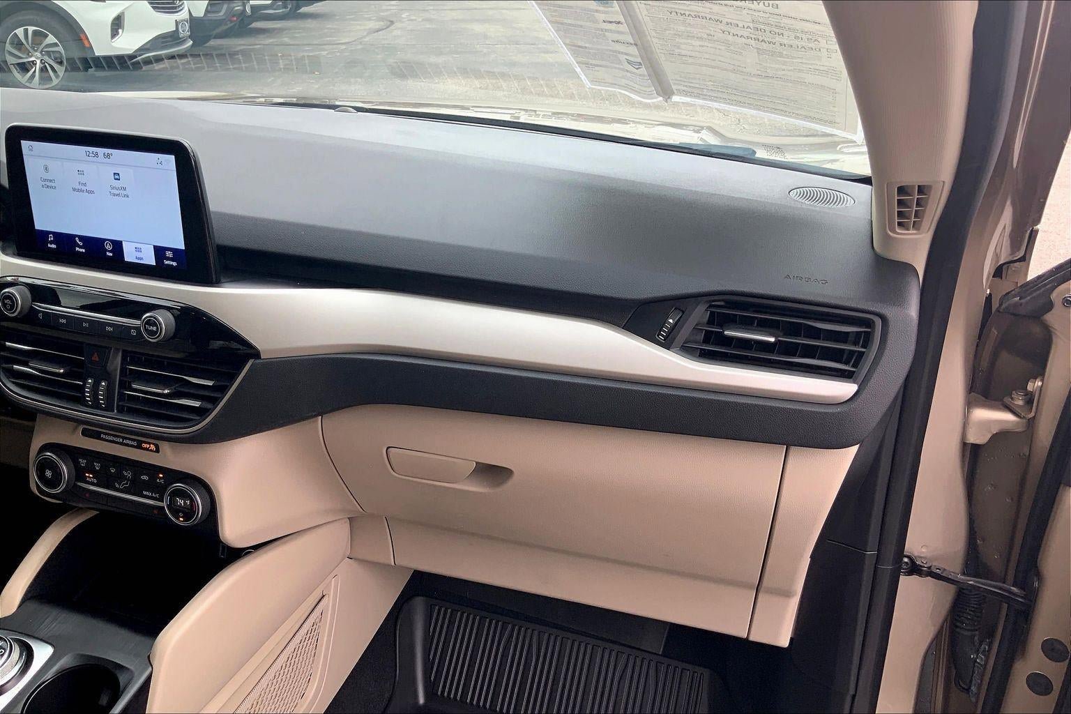 Used 2020 Ford Escape SE image 15