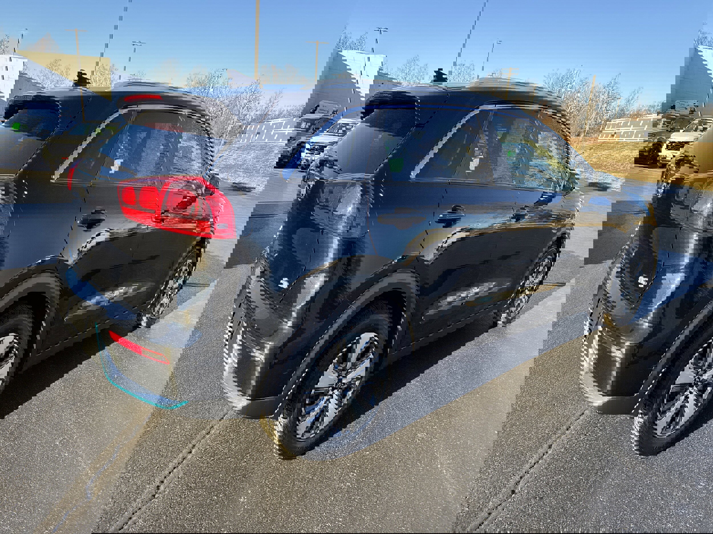 Used 2019 Kia Niro LX image 4