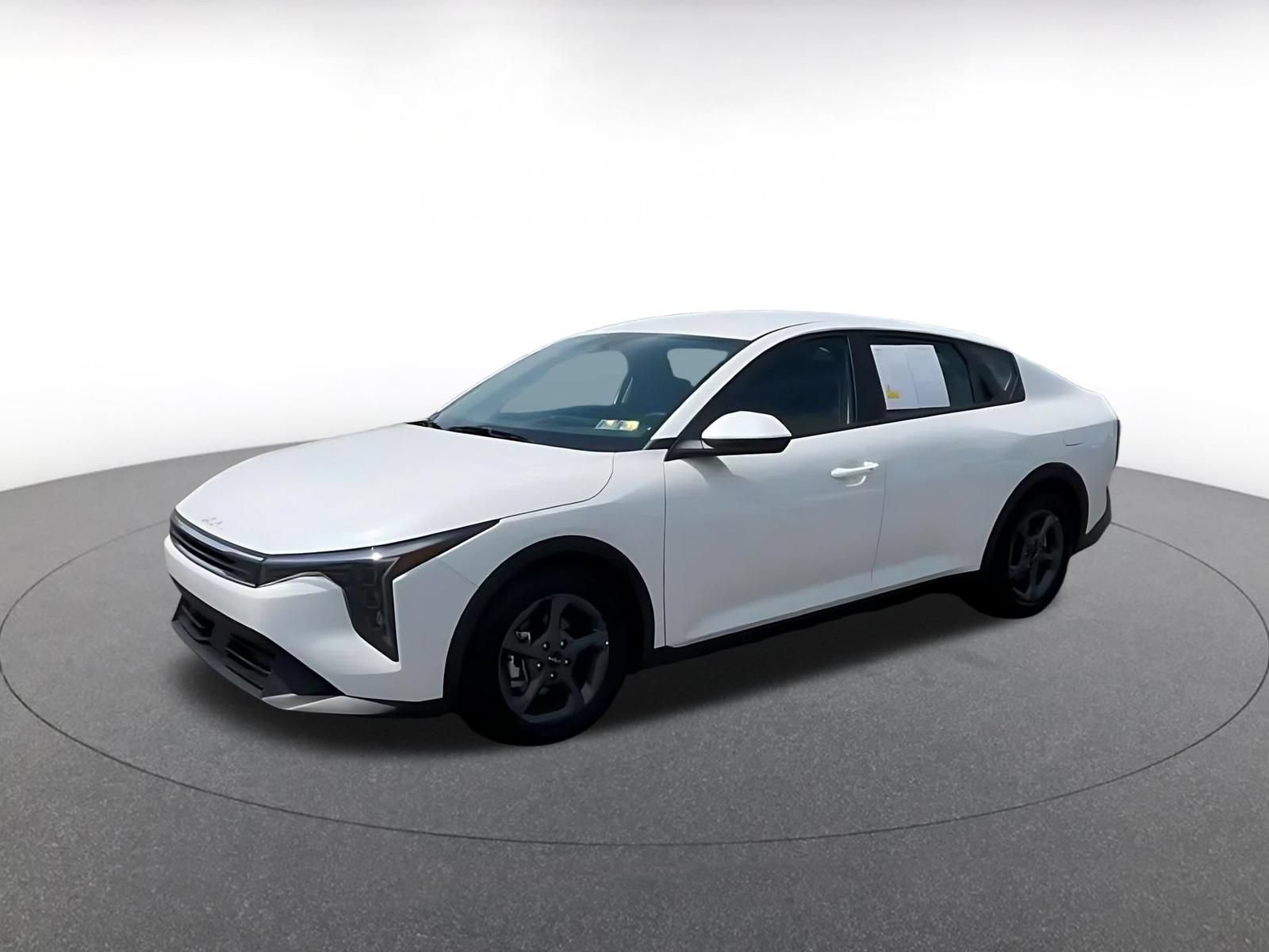 Used 2026 Kia K4 FWD image 8