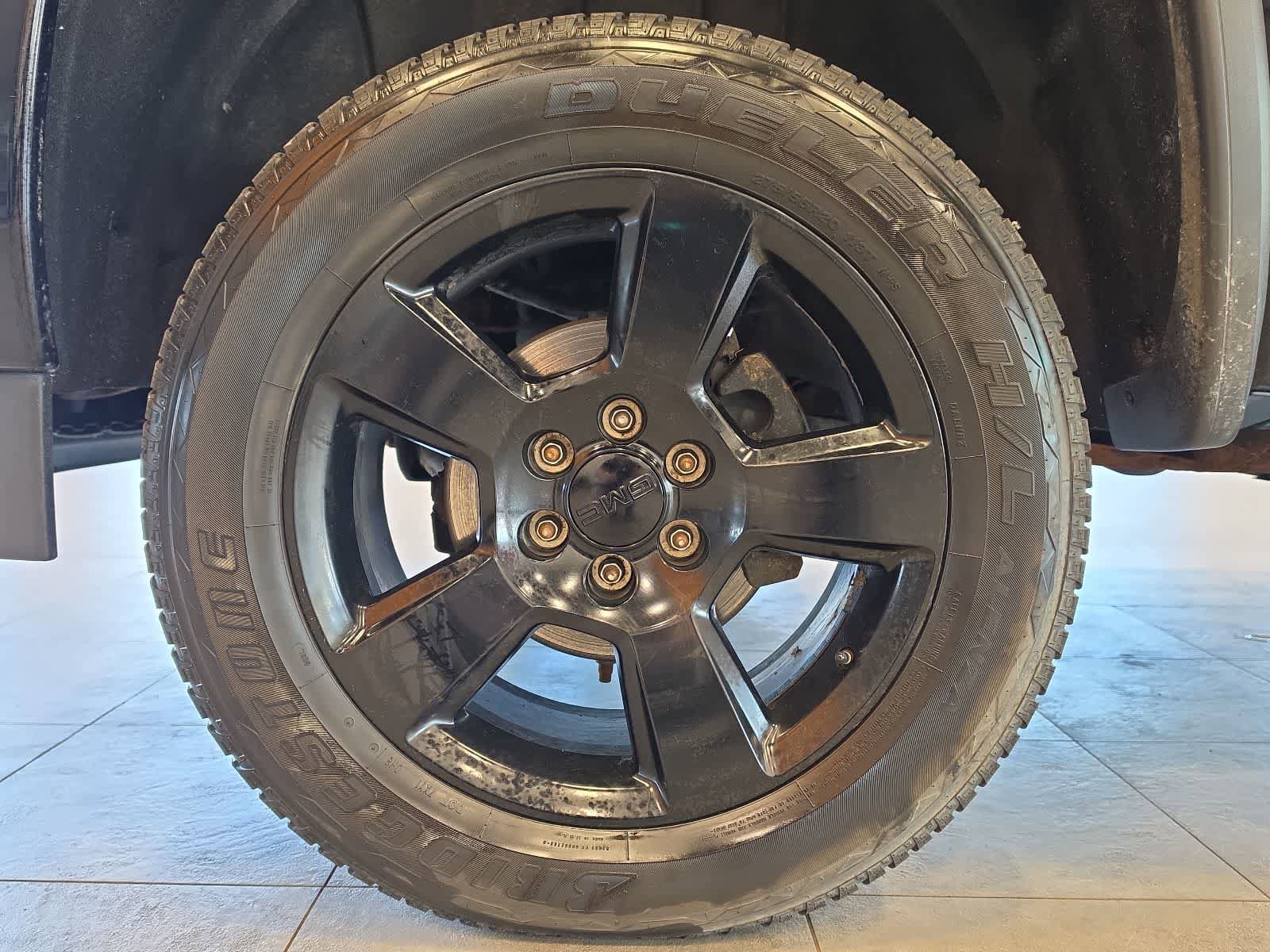 Used 2018 GMC Sierra 1500 SLE w/ Elevation Edition AWD/4WD image 13