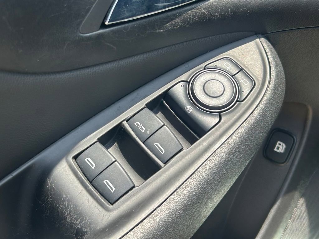 Used 2017 Chevrolet Volt LT FWD image 20