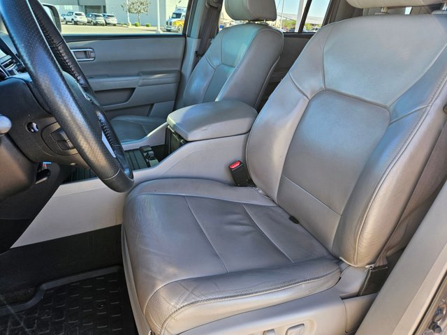 Used 2015 Honda Pilot Touring image 9