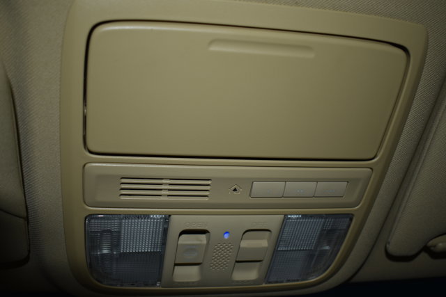 Used 2012 Honda Crosstour EX-L image 29