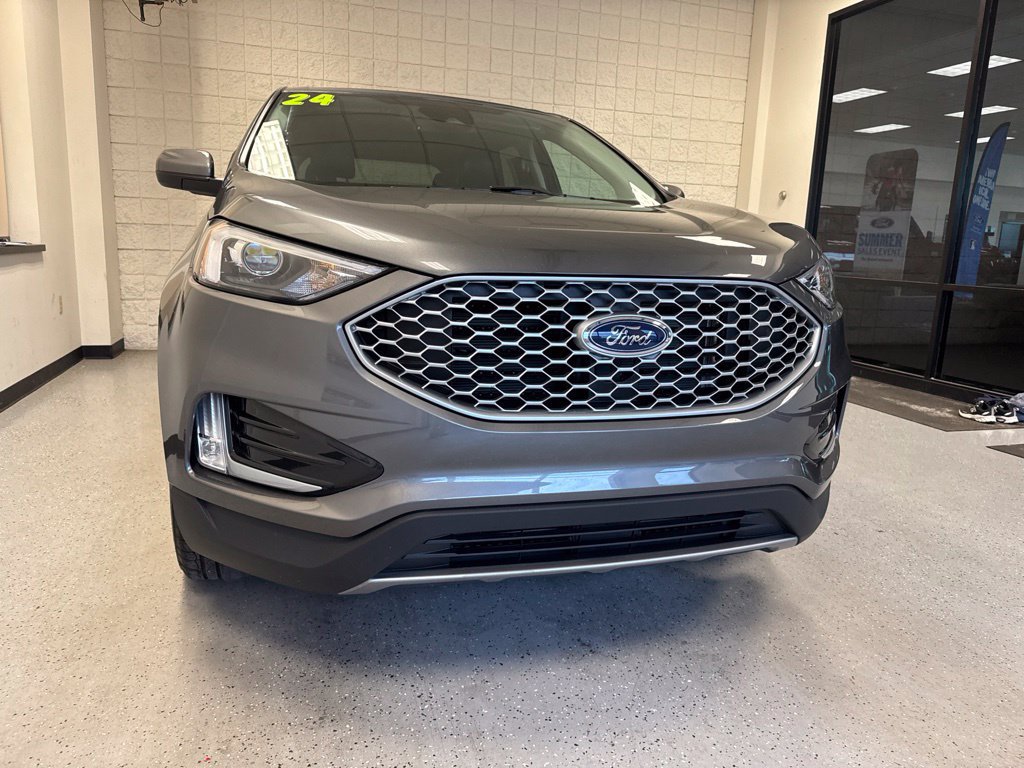 Used 2024 Ford Edge SEL w/ Convenience Package AWD/4WD image 10