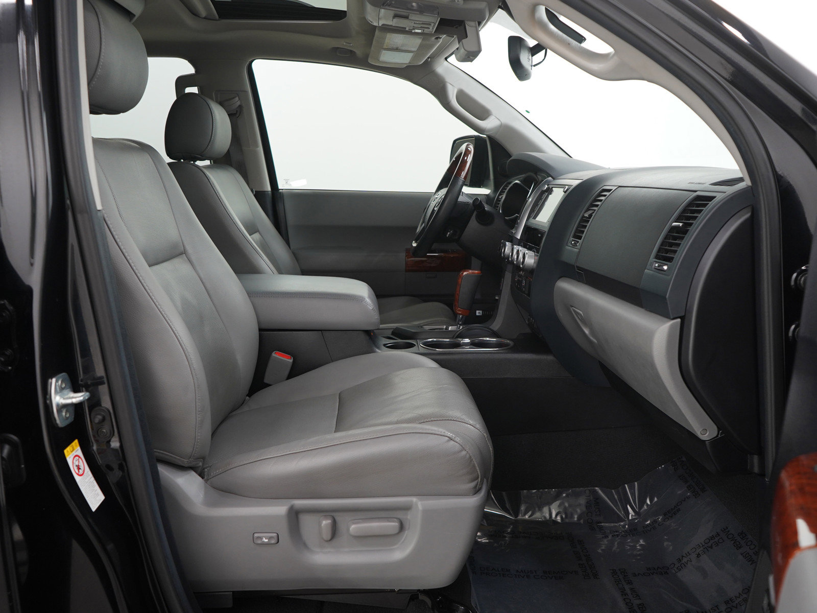 Used 2021 Toyota Sequoia Platinum image 13
