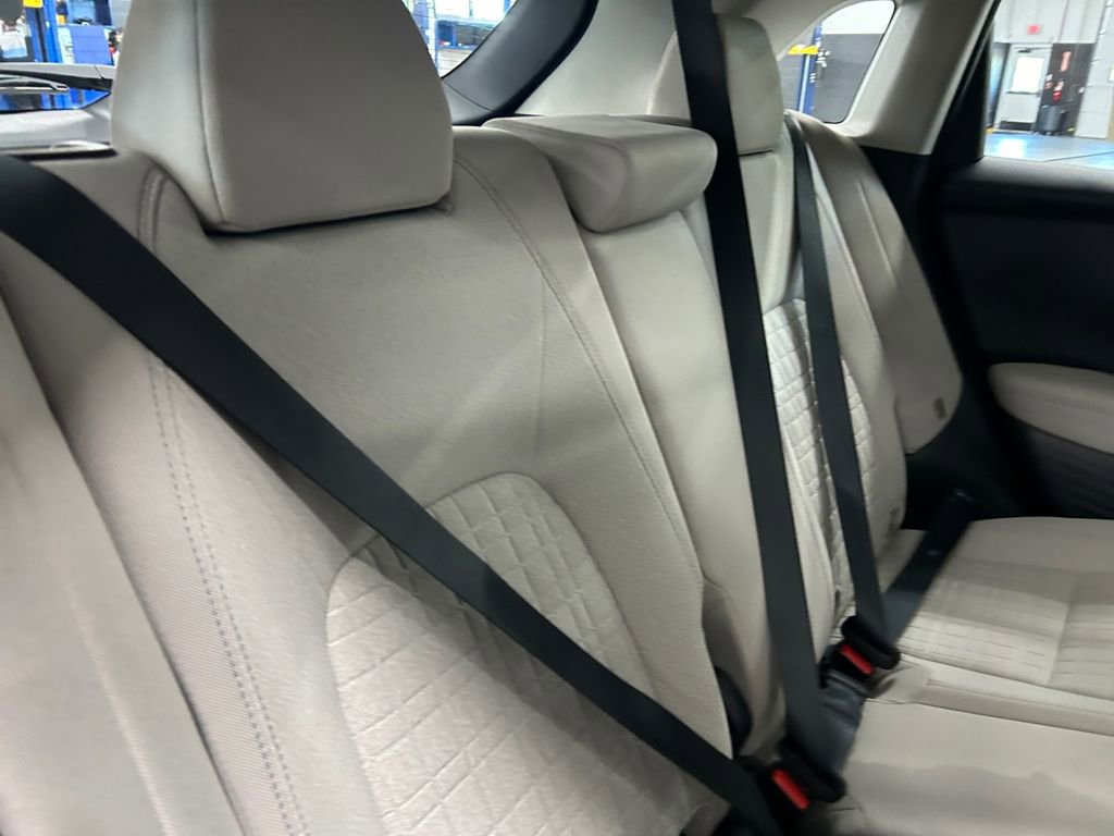 Used 2023 Honda HR-V LX image 16