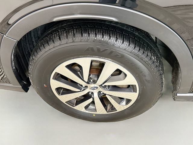 Used 2022 Subaru Outback Premium image 31