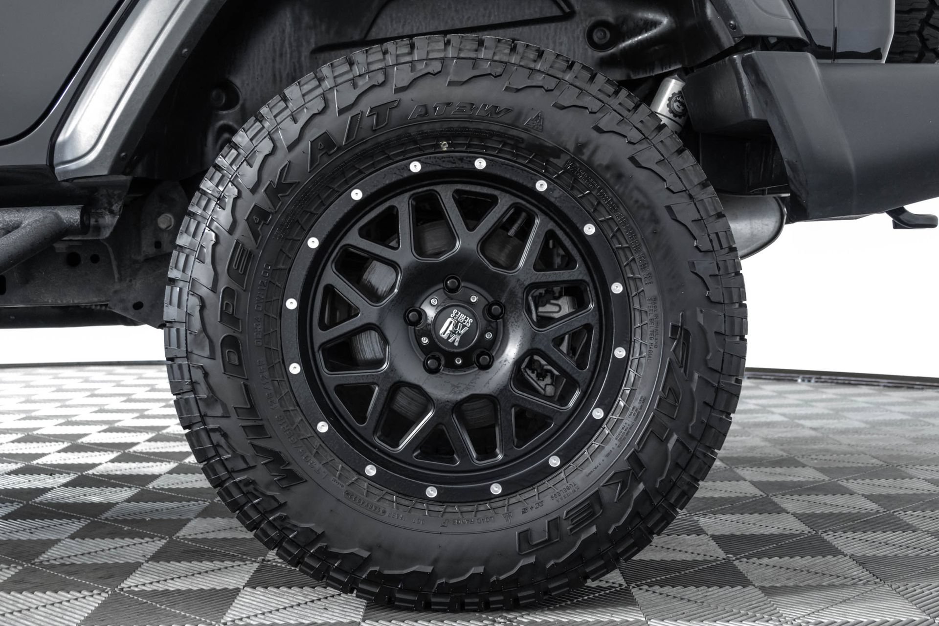 Used 2025 Jeep Wrangler Unlimited Sport AWD/4WD image 43