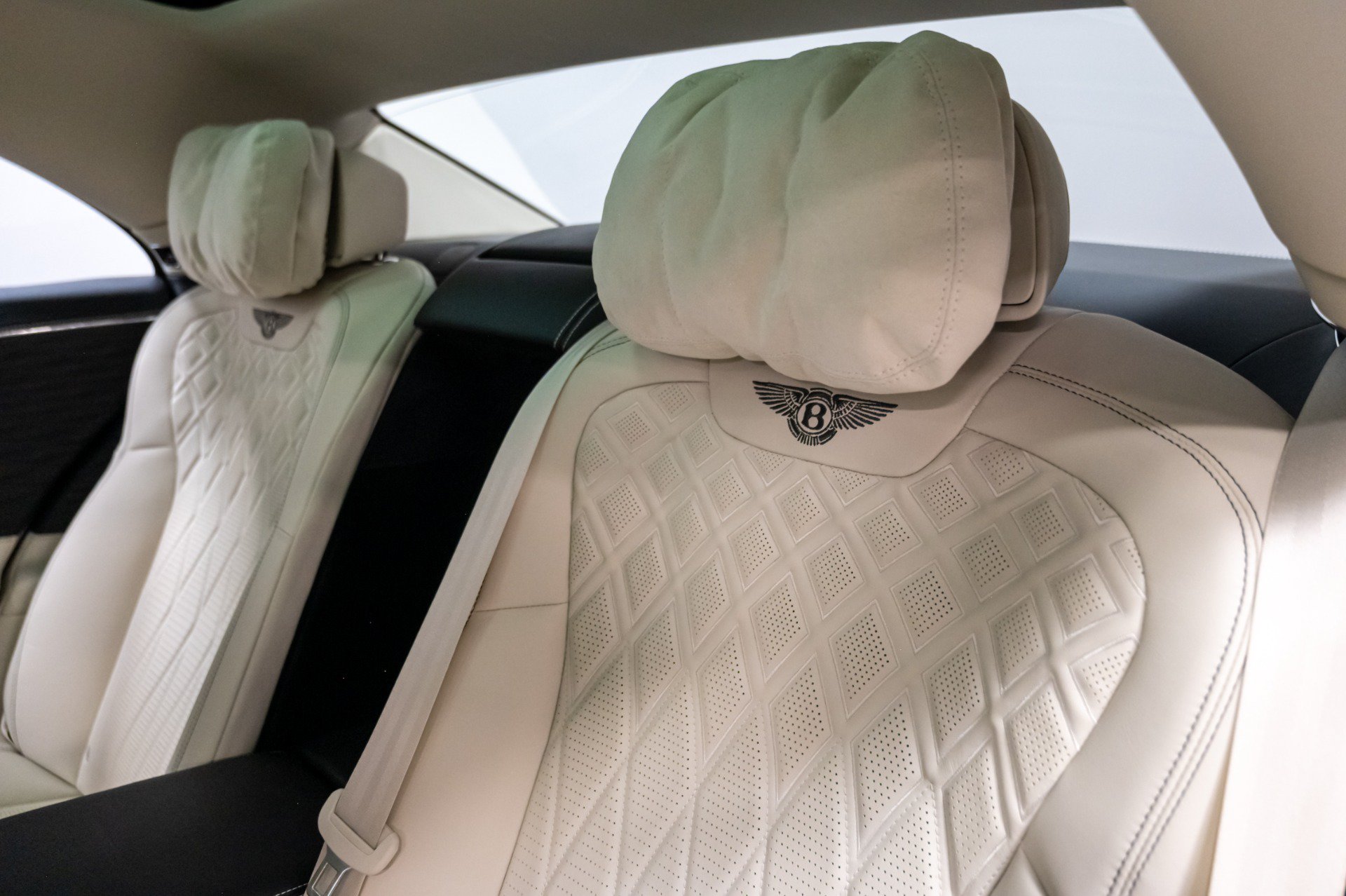 Used 2021 Bentley Flying Spur W12 AWD/4WD image 41