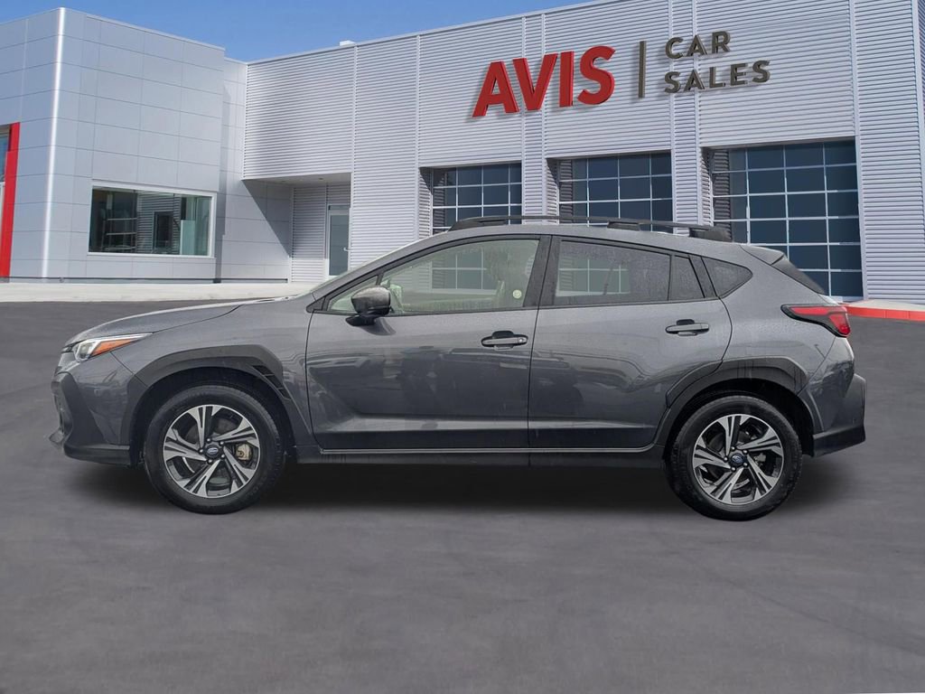 Used 2025 Subaru Crosstrek 2.0i Premium AWD/4WD image 2